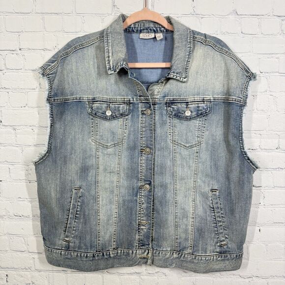 Logo By Lori Goldschmidt Vest Jean Jacket Women Size 16 Distressed Denim Coat - Picture 1 of 6